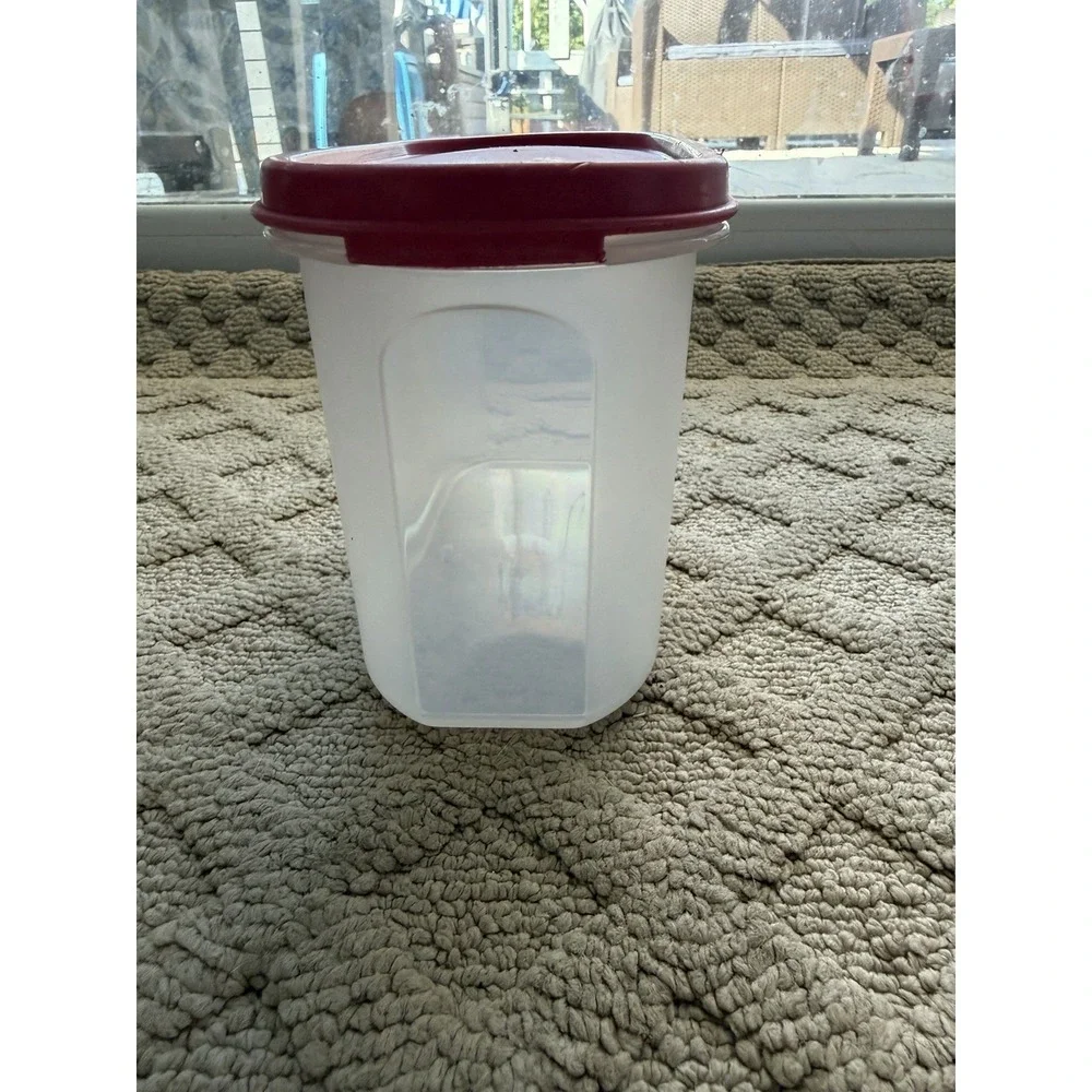 Vintage Tupperware Oval Modular Mates #2 1612-16 4 3/4 Cup Red Lid 1616-15